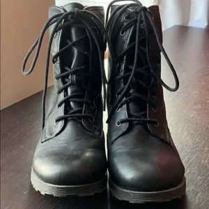 Black booties size 9 women’s